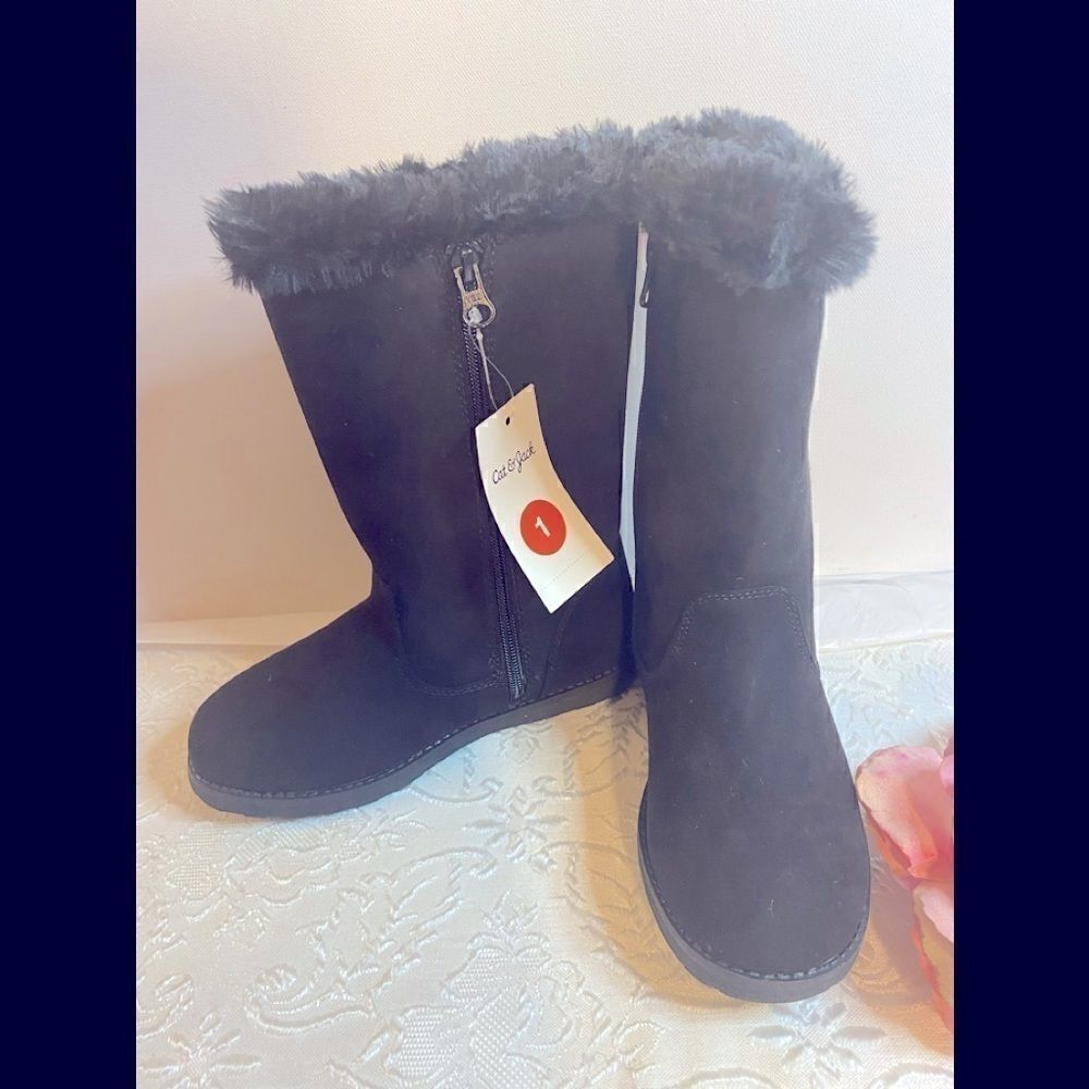 🛍Cat & Jack Georgeina faux suede shearling Boot